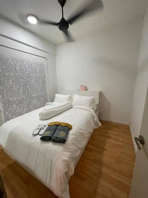 Suria Residence Homestay Shah Alam Apartment